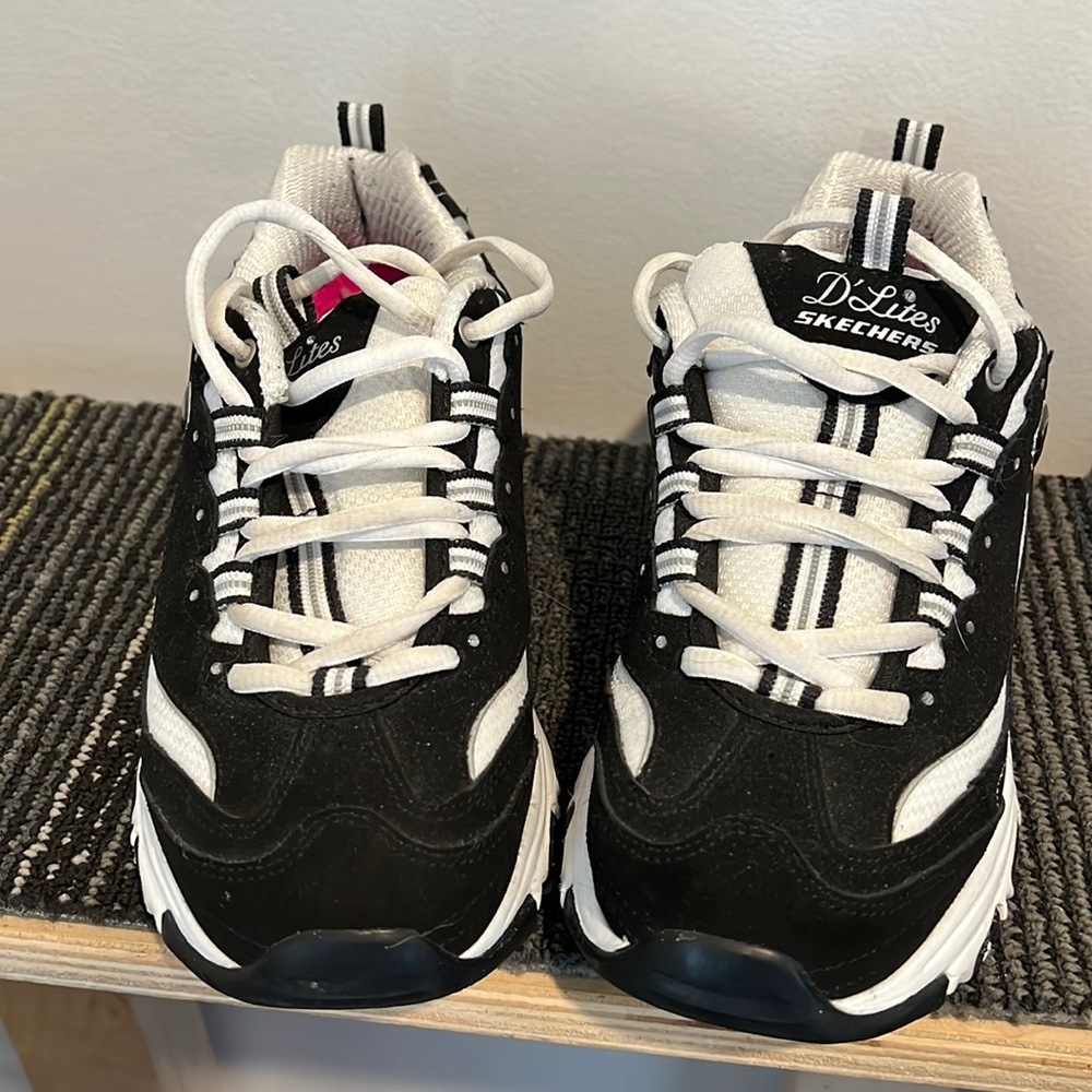 Skechers Chunky Sneakers size 7